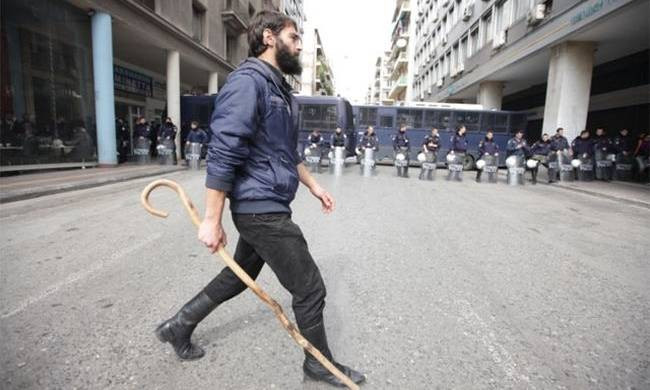 Έτοιμοι για το συλλαλητήριο της Τρίτης στην Αθήνα, οι αγρότες της Κρήτης – Αναχωρούν απόψε από Ηράκλειο